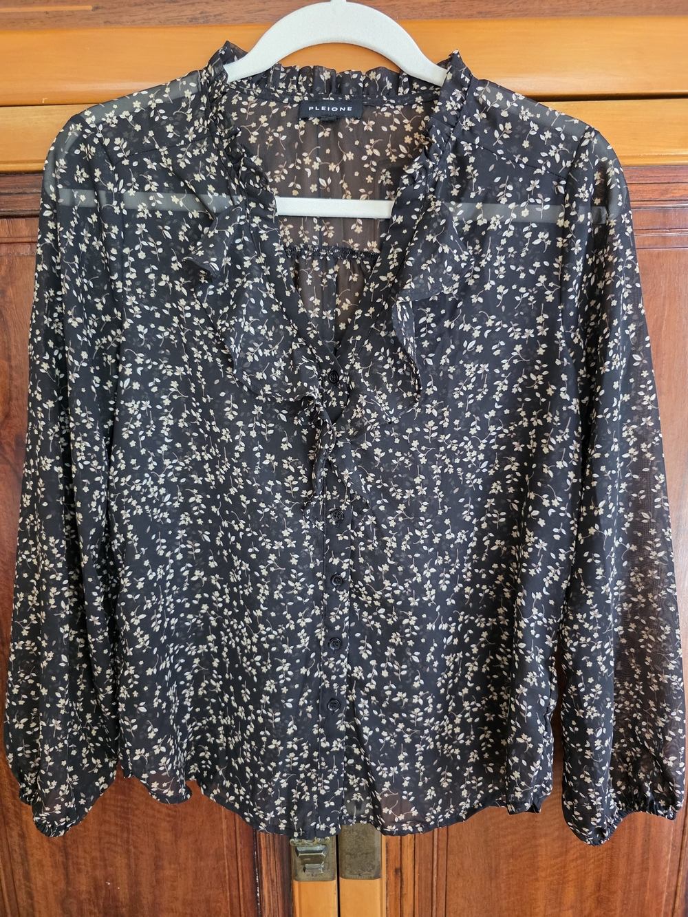 Pleione Black Floral Ruffle-Trim Button Front Blouse